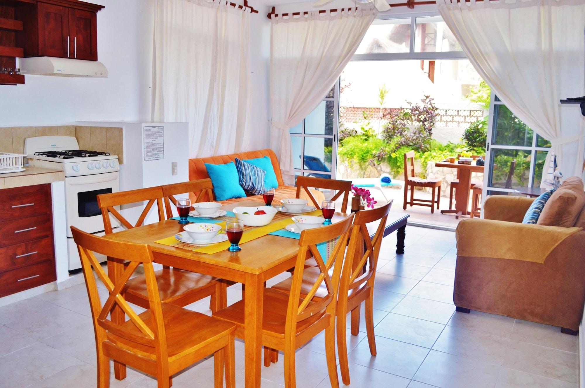 Corales Suites بويرتو موريلوس المظهر الخارجي الصورة