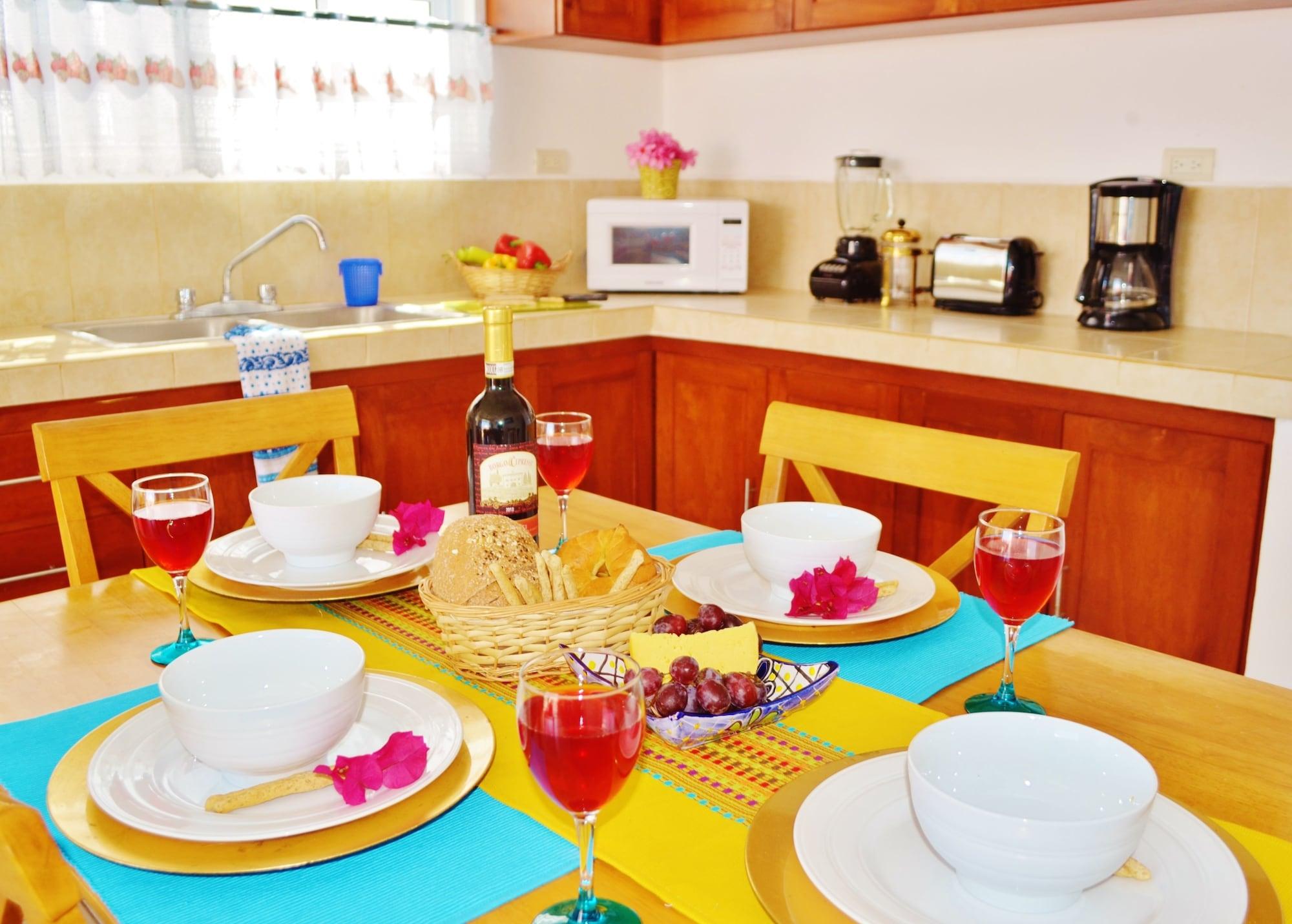Corales Suites بويرتو موريلوس المظهر الخارجي الصورة