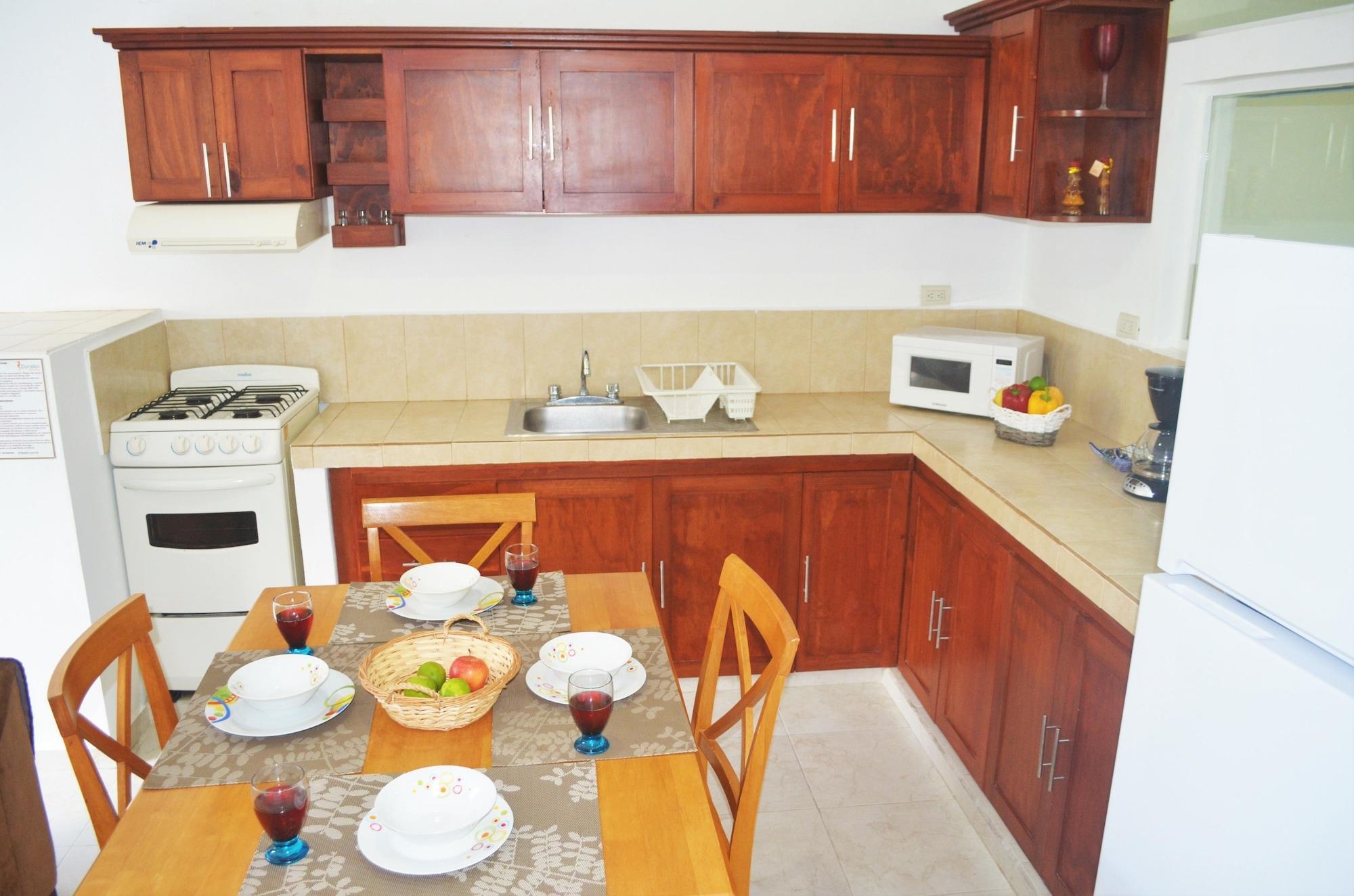 Corales Suites بويرتو موريلوس المظهر الخارجي الصورة