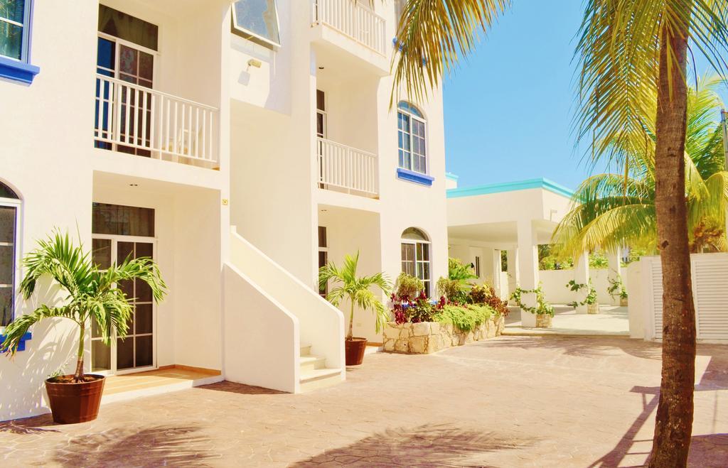 Corales Suites بويرتو موريلوس المظهر الخارجي الصورة