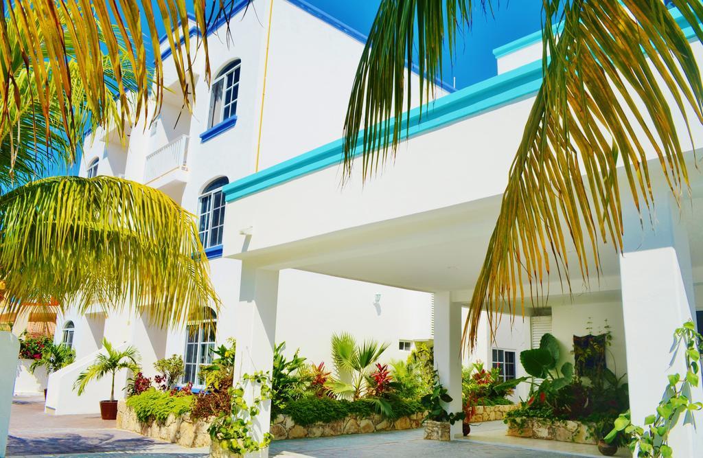 Corales Suites بويرتو موريلوس المظهر الخارجي الصورة