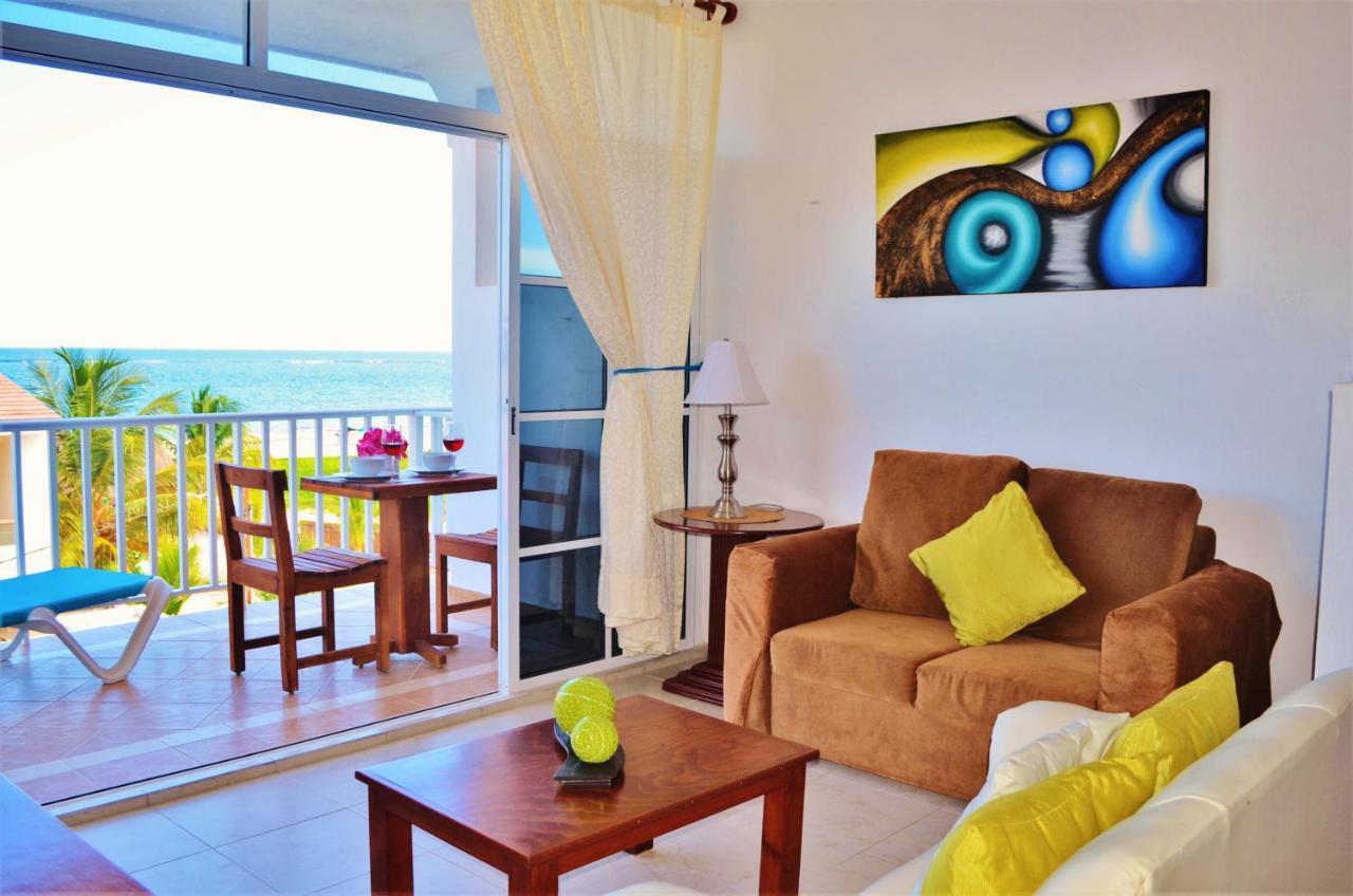 Corales Suites بويرتو موريلوس المظهر الخارجي الصورة